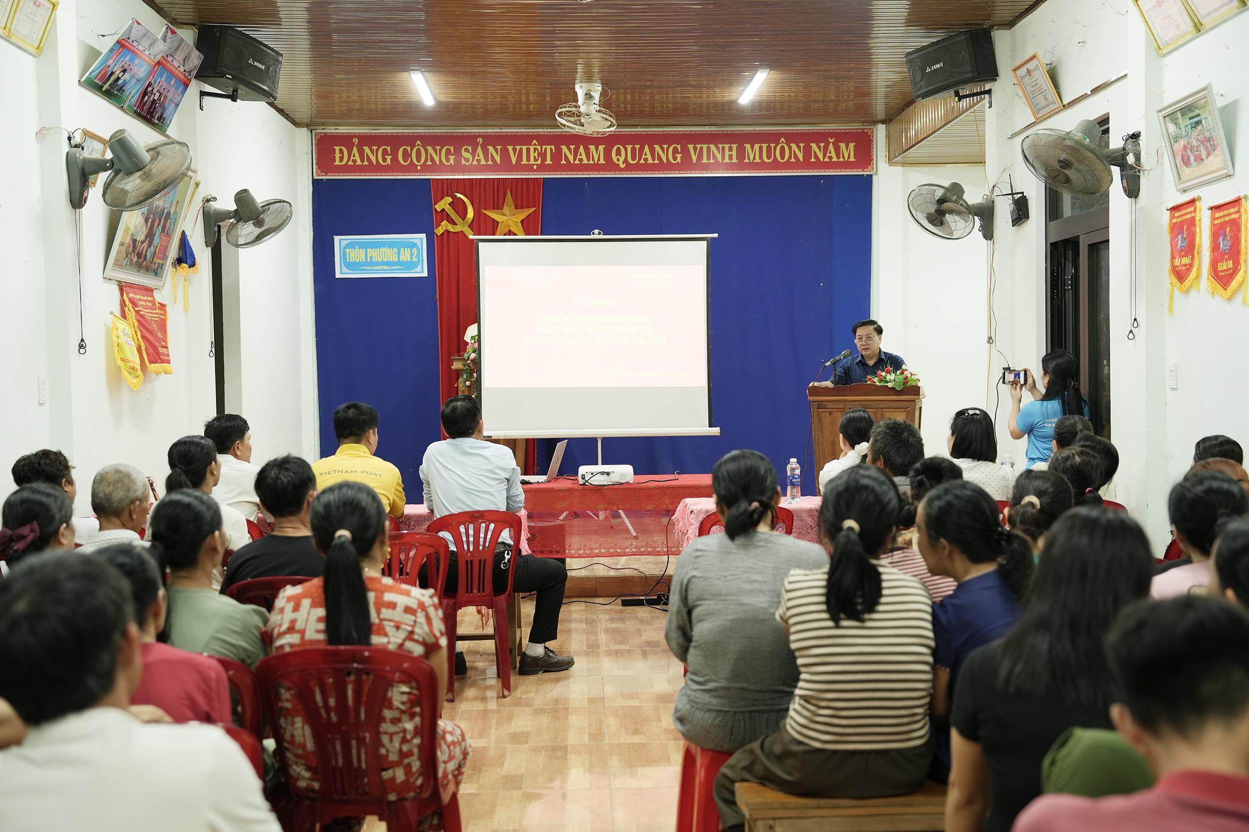 Cam Lộ: Đẩy mạnh tuyên truyền chính sách BHXH, BHYT tự nguyện đến người dân