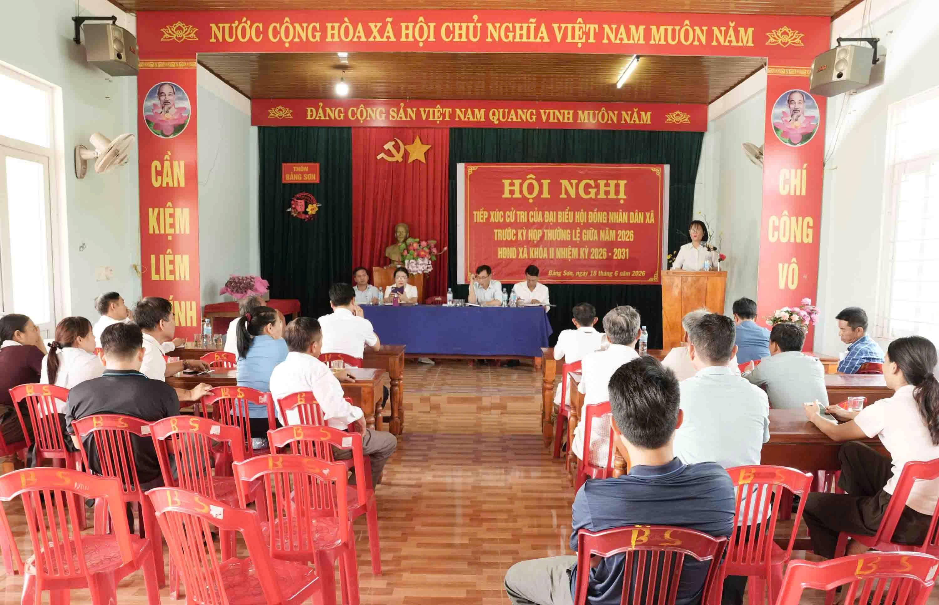 Nhiều vấn đề dân sinh được cử tri xã Cam Lộ đề xuất trước kỳ họp HĐND