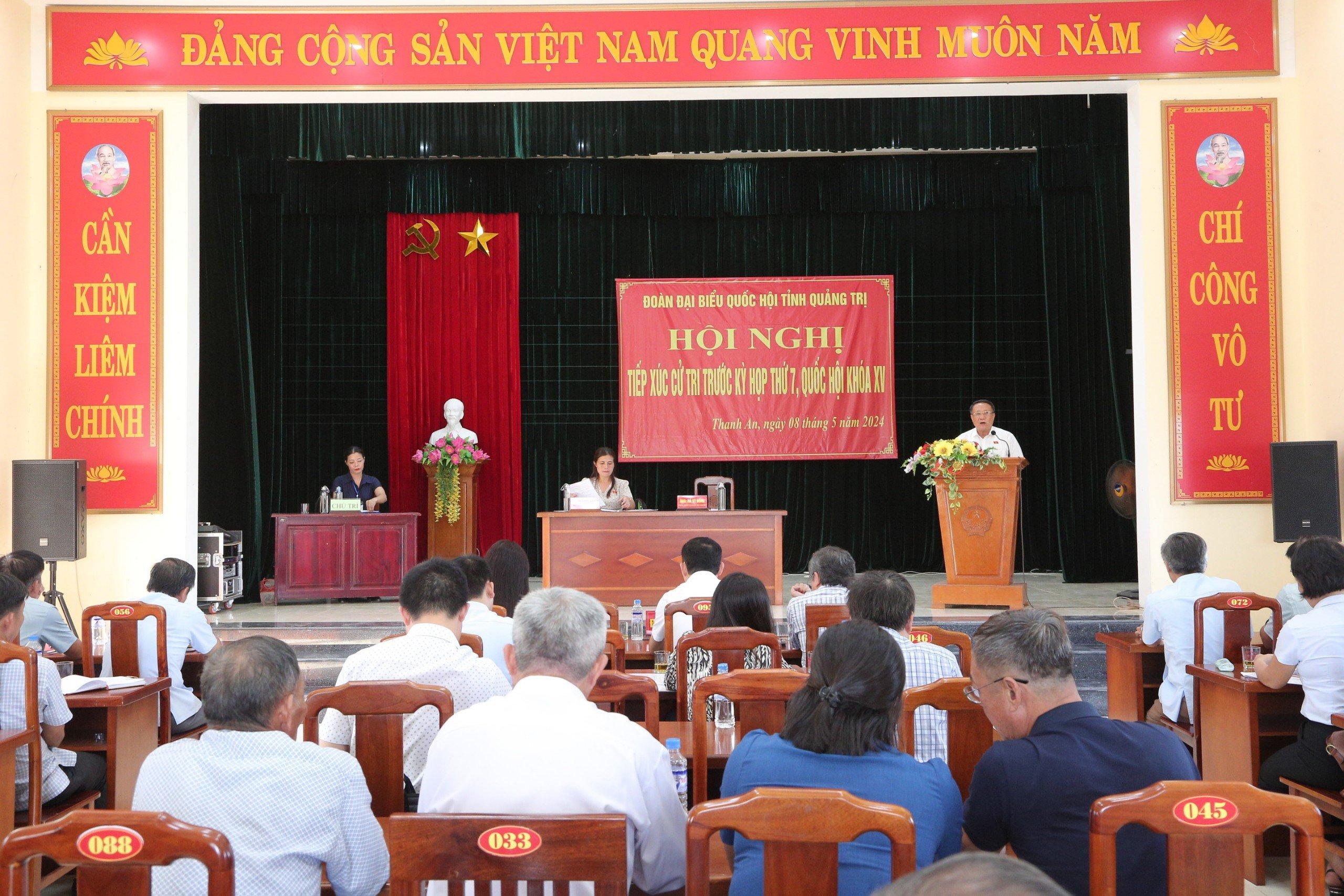 Đại biểu Quốc hội tỉnh Quảng Trị tiếp xúc cử tri tại xã Thanh An