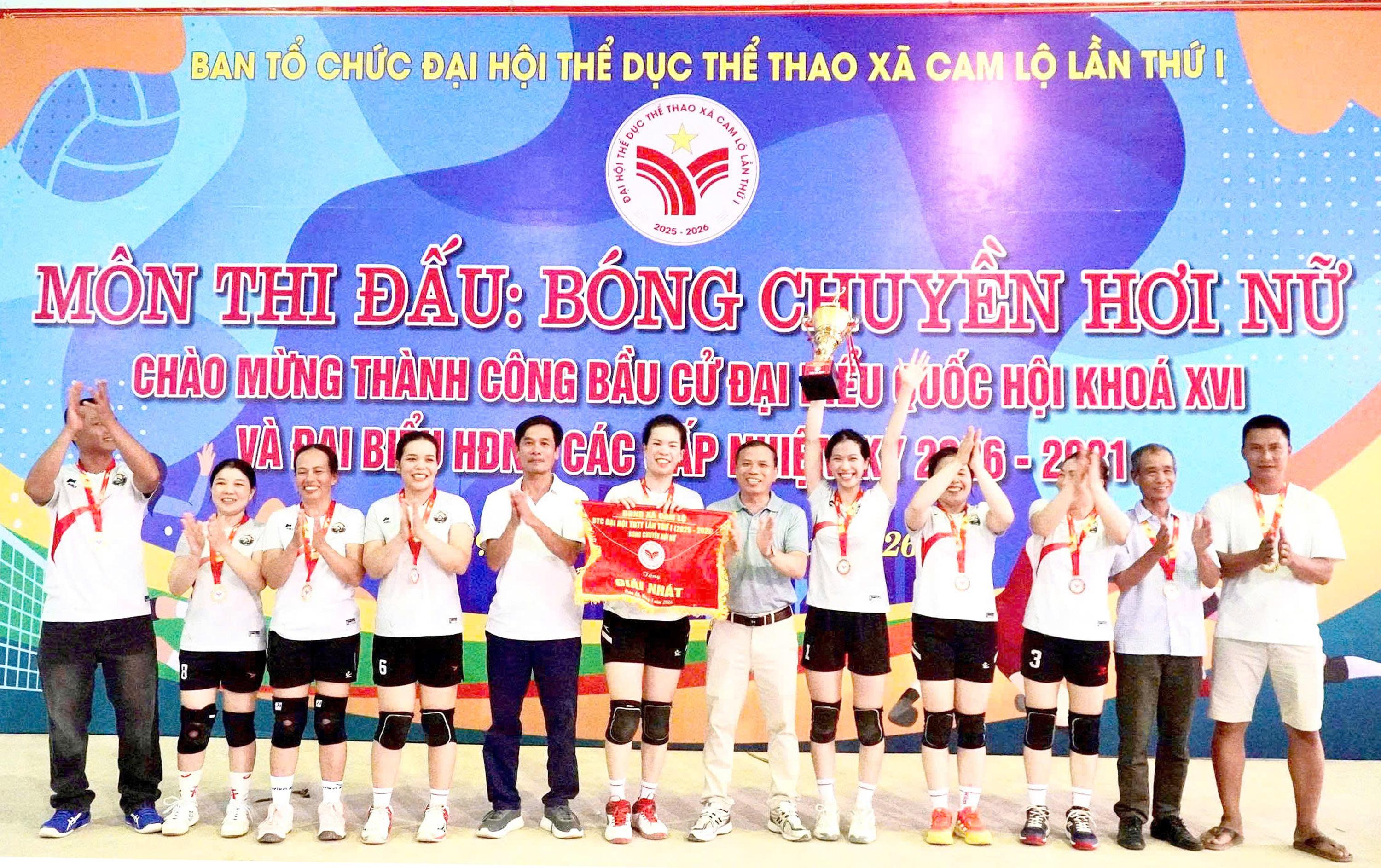 Chung kết giải bóng chuyền hơi nữ Đại hội dục Thể thao xã Cam Lộ lần thứ I