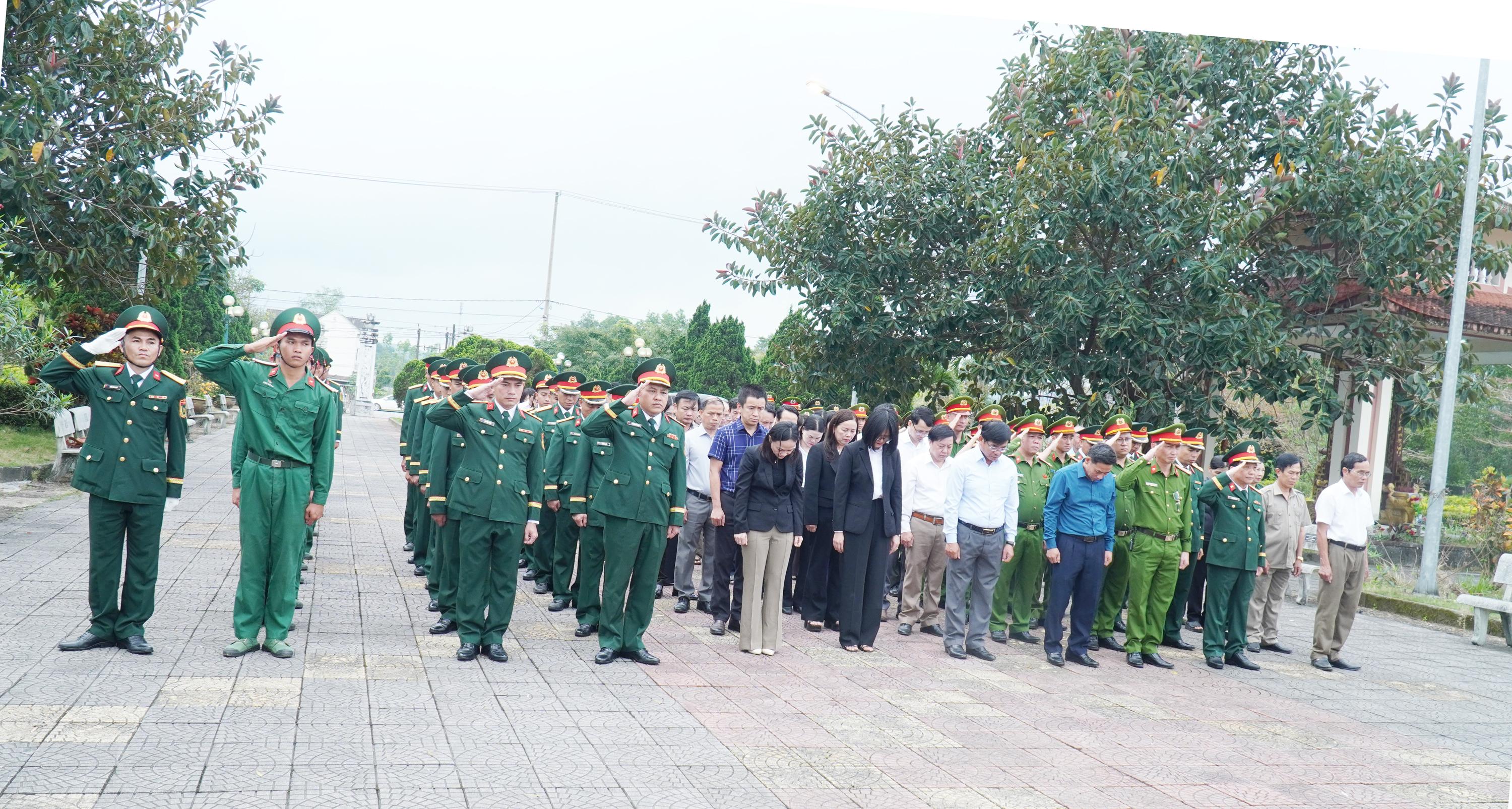 Cam Lộ tổ chức truy điệu và an táng hài cốt liệt sĩ tìm thấy ở thôn An Phước