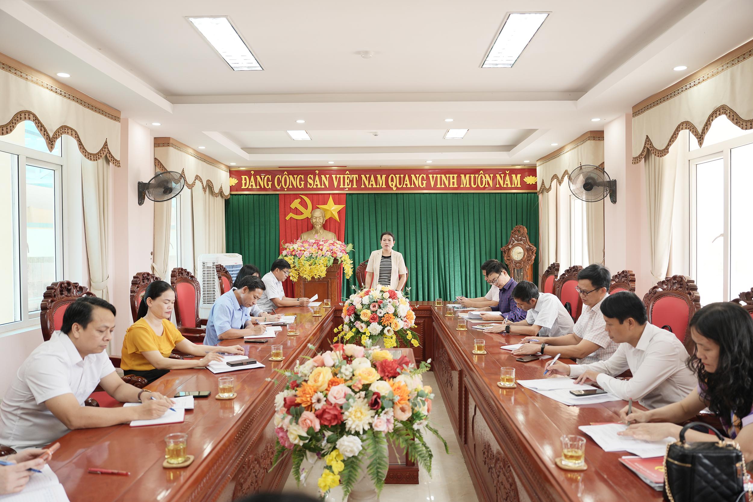 Công bố Quyết định kiểm tra đối với Ban Thường vụ Đảng uỷ xã Cam Lộ