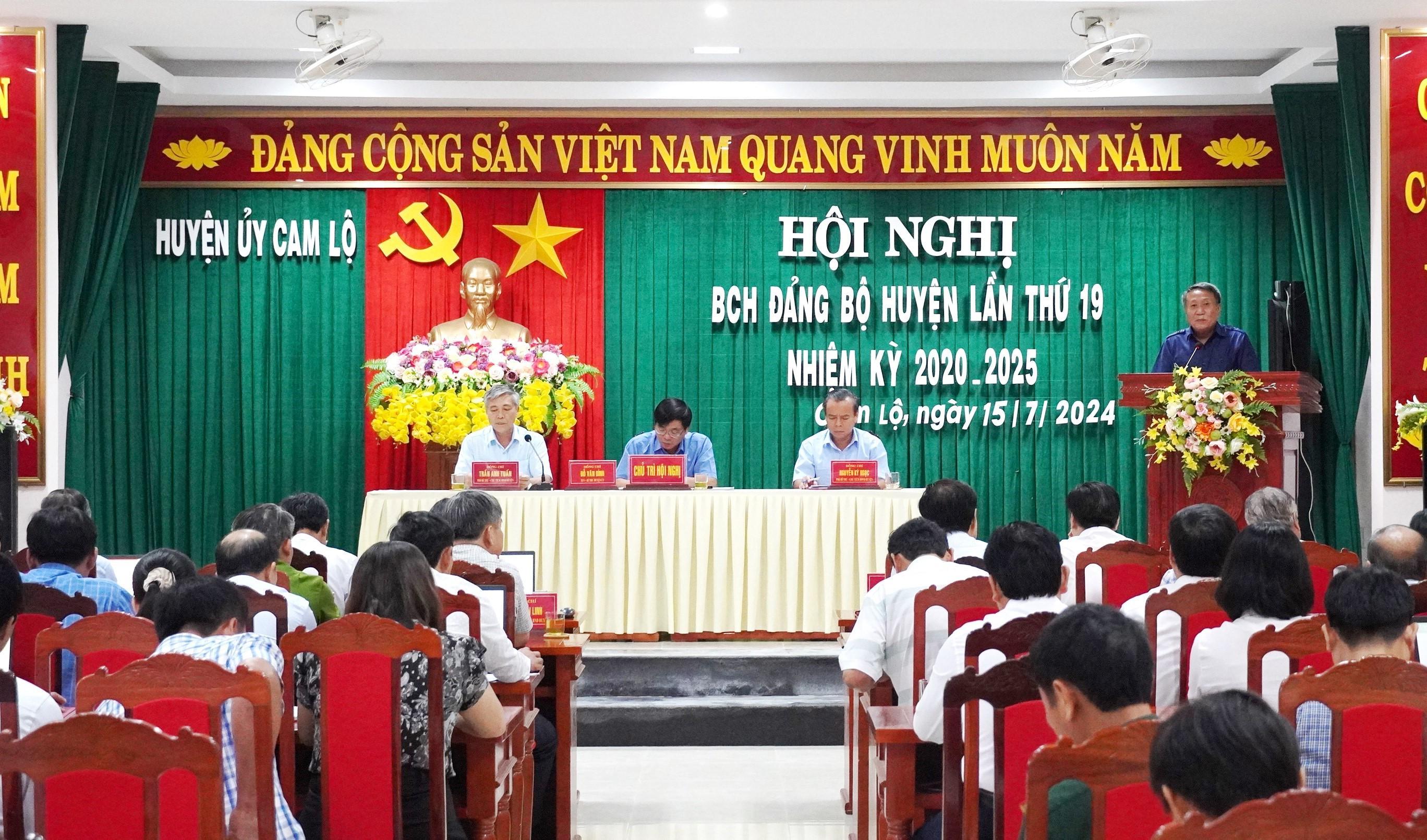 Hội nghị Ban chấp hành Đảng bộ huyện Cam Lộ lần thứ 19, khóa XVI, nhiệm kỳ 2020-2025