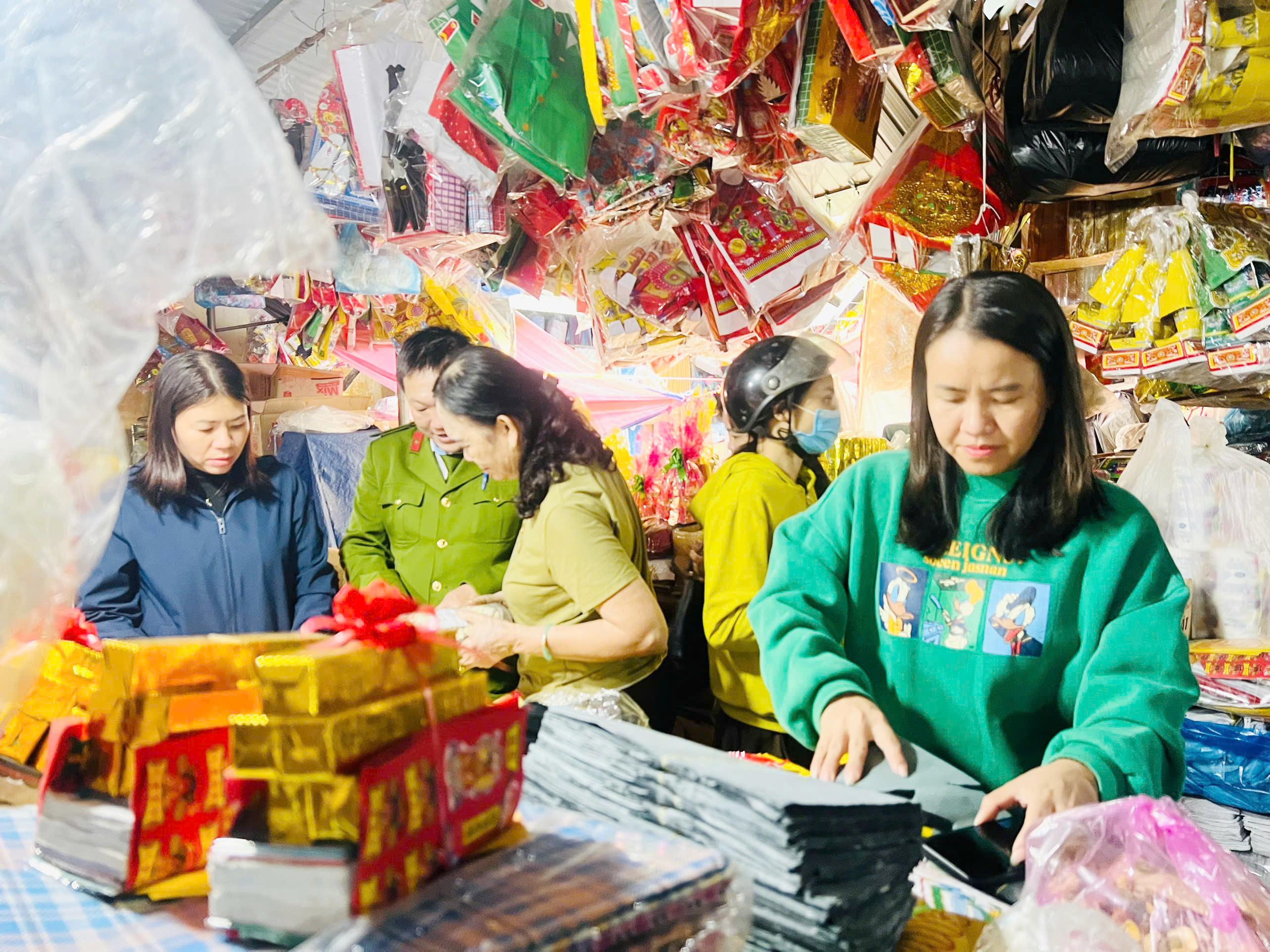 Xã Cam Lộ kiểm tra công tác an toàn thực phẩm dịp Tết Nguyên đán 2026