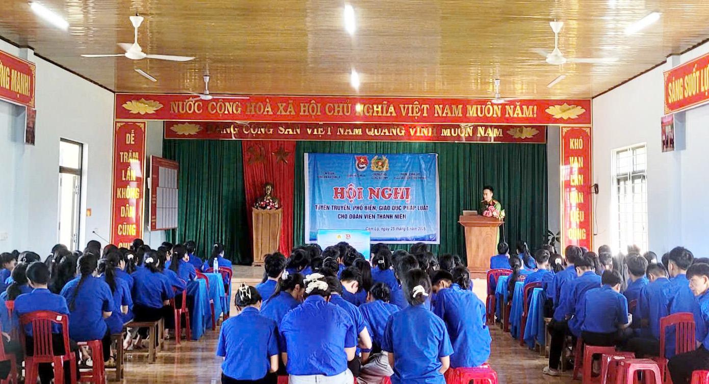 Tuyên truyền, phổ biến, giáo dục pháp luật cho đoàn viên, thanh niên